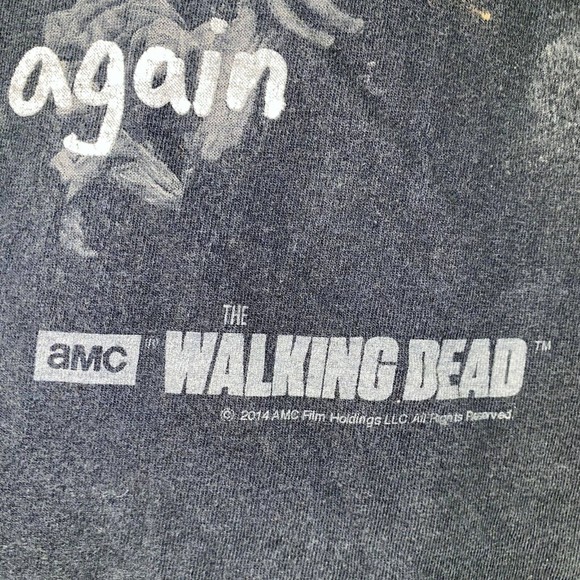 The Walking Dead Shirt Walker To Do List Men XL Zombies Fruit Of The Loom TV Y2K - Picture 5 of 6